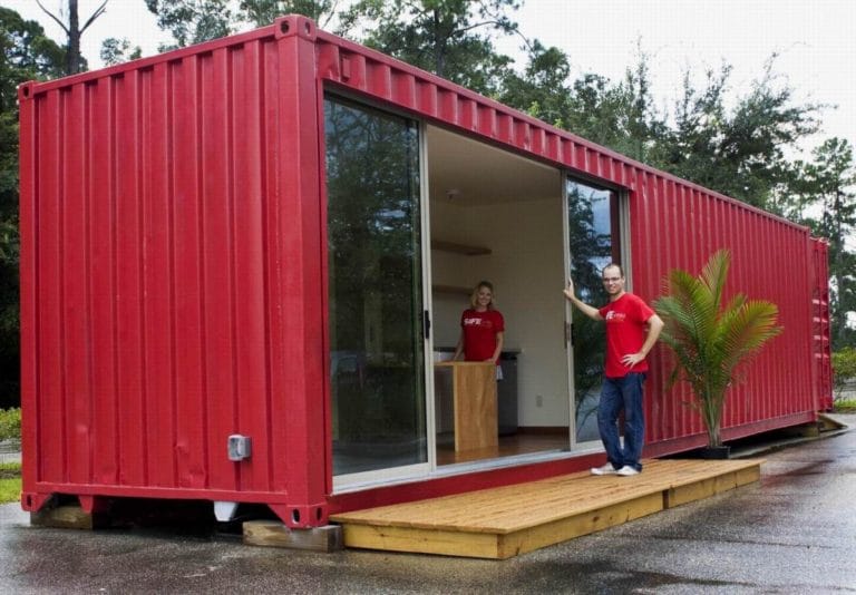 casa container vermelho